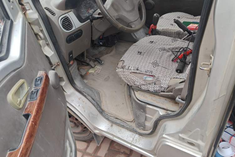 Used Hafei Minyi 2012 1.0L Air-Conditioned DA465QA Driver Seat