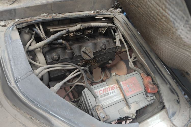 Used Hafei Minyi 2012 1.0L Air-Conditioned DA465QA Engine Bay