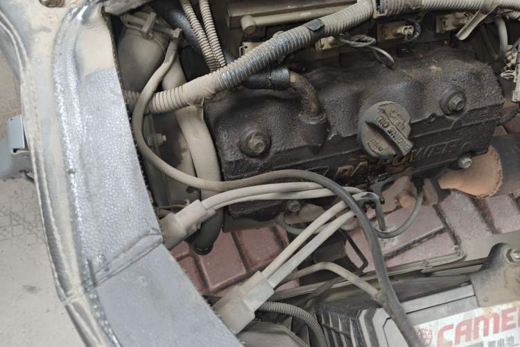 Used Hafei Minyi 2012 1.0L Air-Conditioned DA465QA Engine Bay Right
