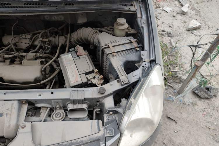 Used Hafei Sailor 2009 1.5L Manual Comfort Model Engine Bay Left
