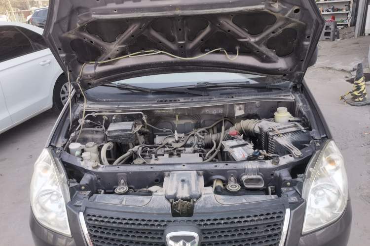 Used Hafei Sailor 2009 1.5L Manual Comfort Model Engine Bay