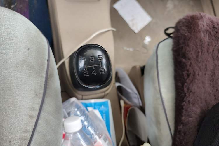 Used Hafei Sailor 2009 1.5L Manual Comfort Model Gear Lever