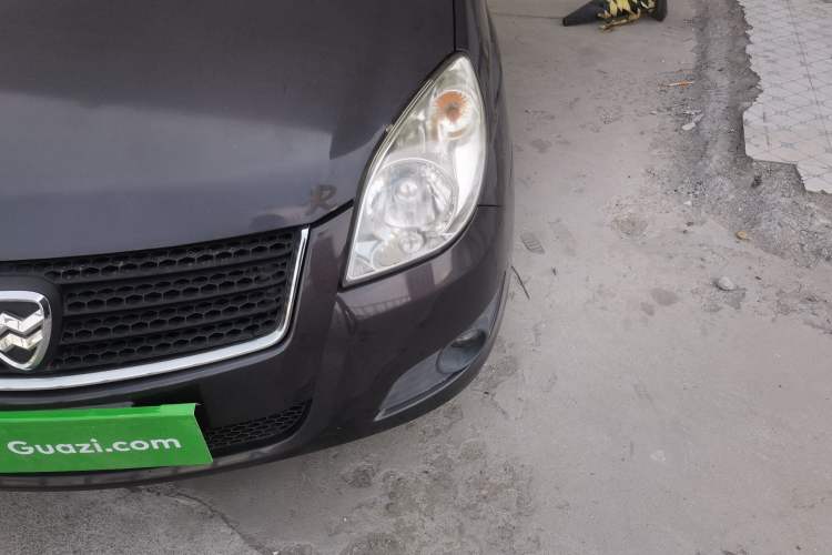 Used Hafei Sailor 2009 1.5L Manual Comfort Model Left Front Headlight