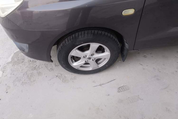 Used Hafei Sailor 2009 1.5L Manual Comfort Model Left Front Wheel Hub