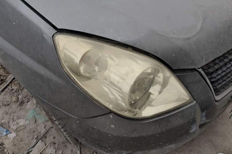Used Hafei Sailor 2009 1.5L Manual Comfort Model Right Front Headlight