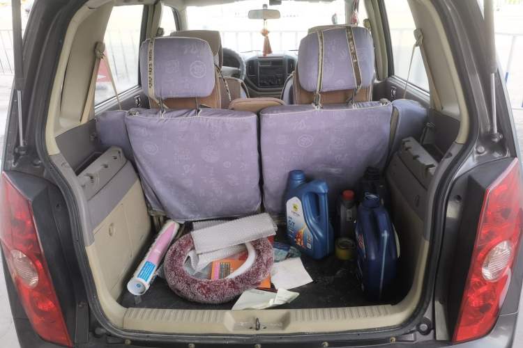 Used Hafei Sailor 2009 1.5L Manual Comfort Model Trunk