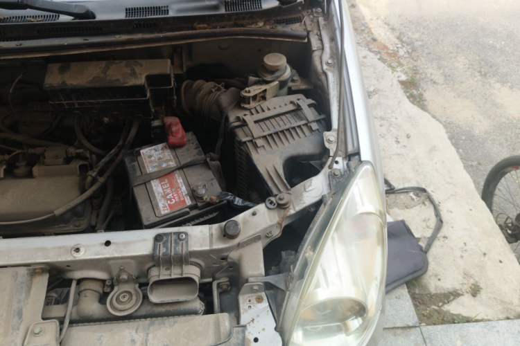 Used Hafei Sailor 2009 1.5L Manual Comfort Model Engine Bay Left