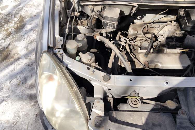 Used Hafei Sailor 2009 1.5L Manual Base Version Engine Bay Right