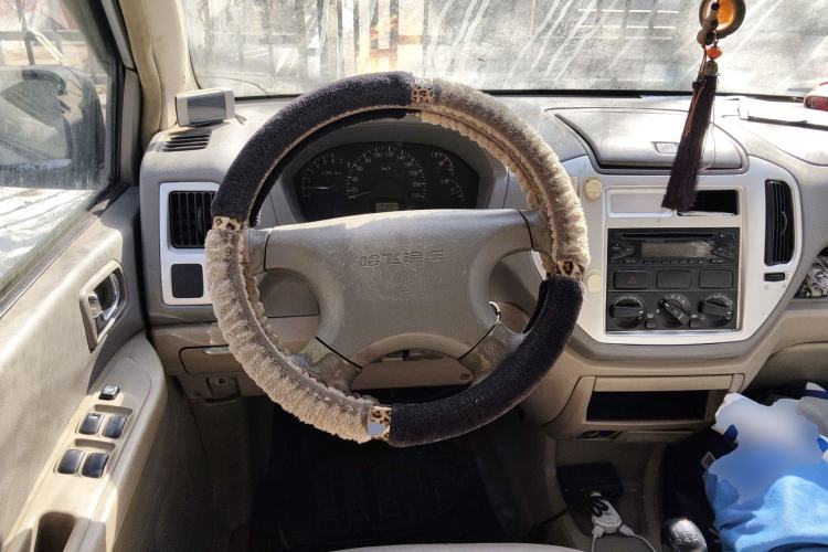 Used Hafei Sailor 2009 1.5L Manual Base Version Steering Wheel