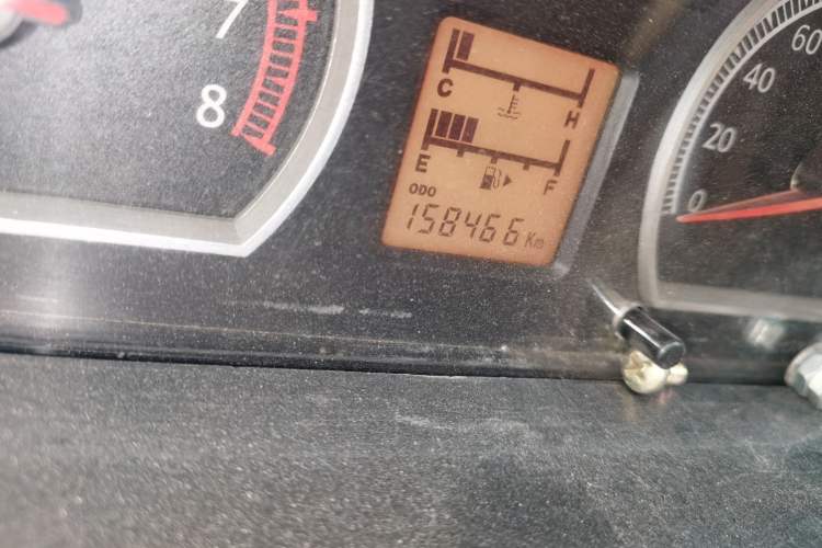 Used Hafei Zhongyi V5 2013 1.3L Comfort Model M13R Odometer Close Up