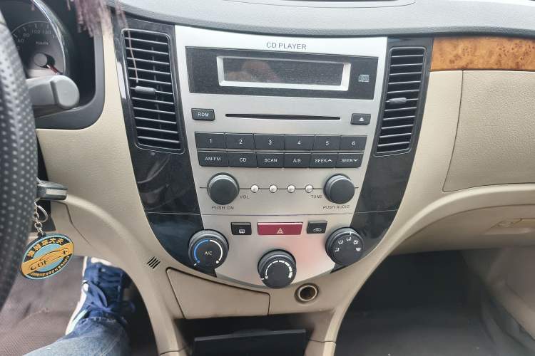Used Haima 3 2008 1.8L Sport Edition Audio And AC Panel