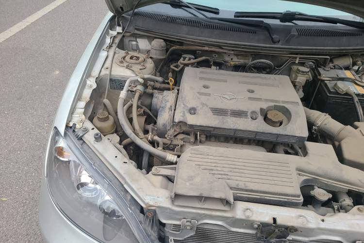 Used Haima 3 2010 1.6L Automatic Luxury Edition Engine Bay Right