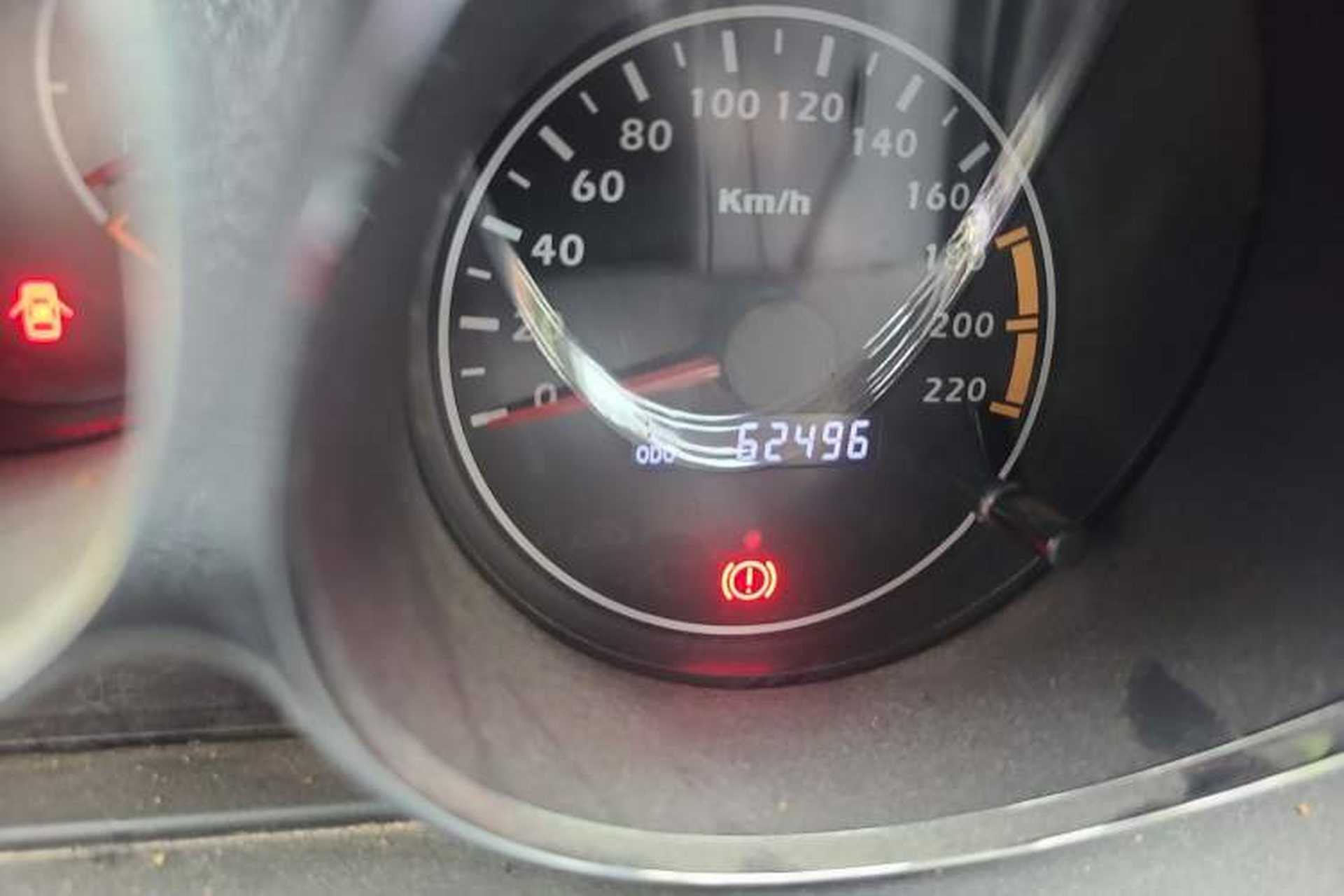 Used Haima 3 2010 1.6L Automatic Luxury Edition Odometer Close Up