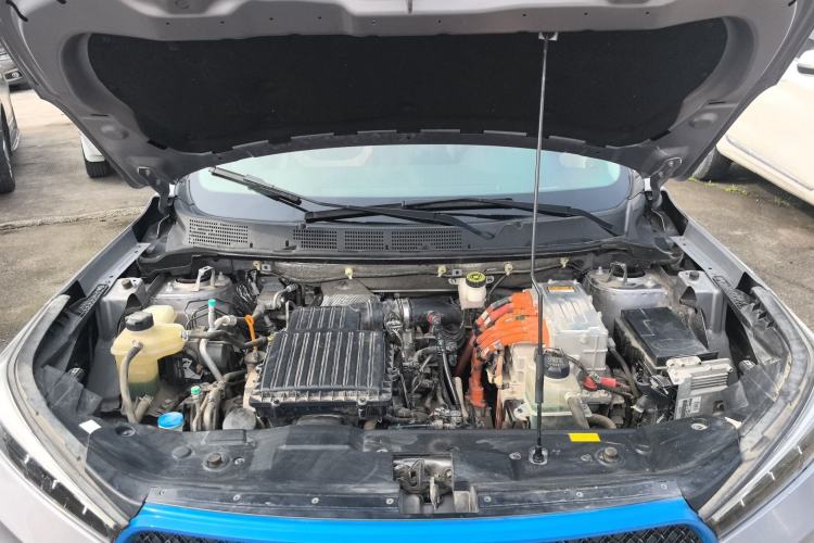 Used Haima 6P 2021 1.2T PHEV Long-Range Luxury Model Engine Bay