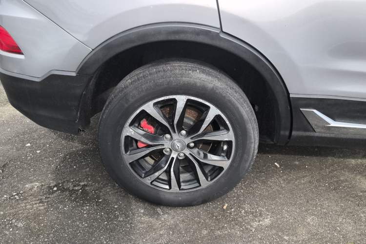 Used Haima 6P 2021 1.2T PHEV Long-Range Luxury Model Right Rear Wheel Hub