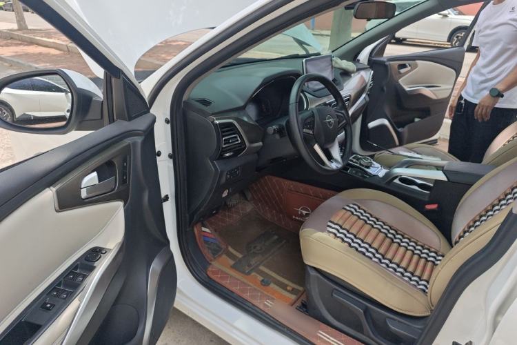 Used Haima 6P 2021 1.2T PHEV Long-Range Luxury Model Driver Seat