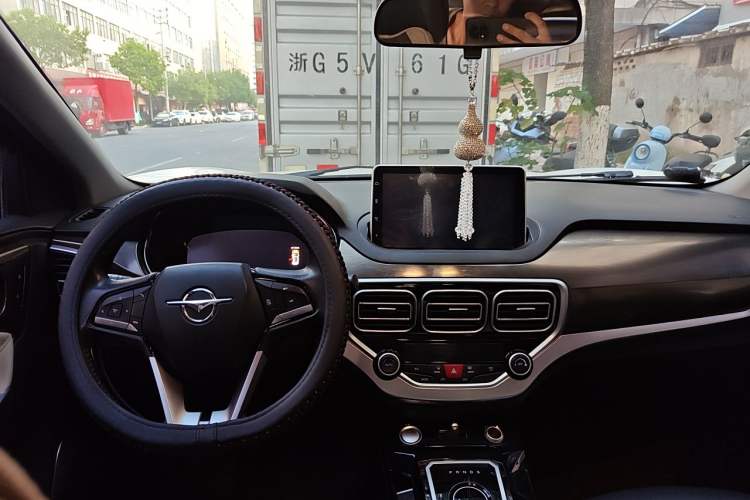 Used Haima 6P 2021 1.2T PHEV Long-Range Luxury Model Headliner