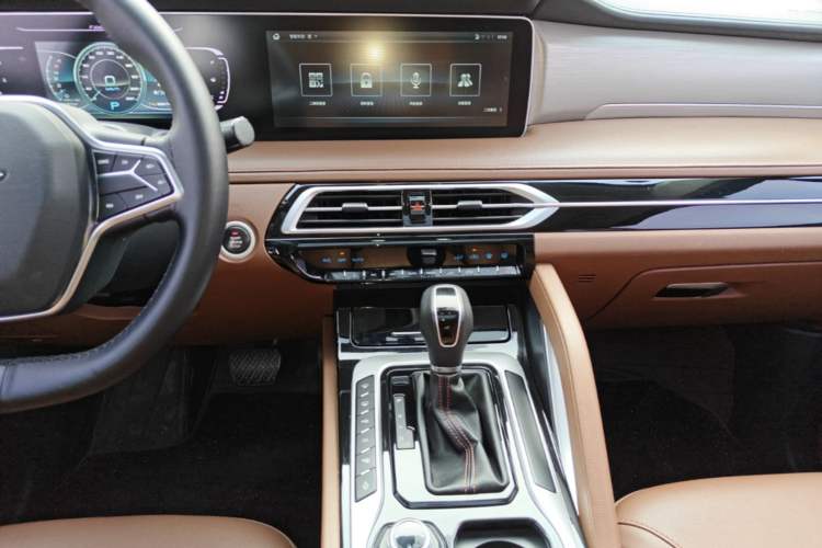 Used Haima 7X 2020 1.6 TGDI Automatic Luxury Model Audio And AC Panel