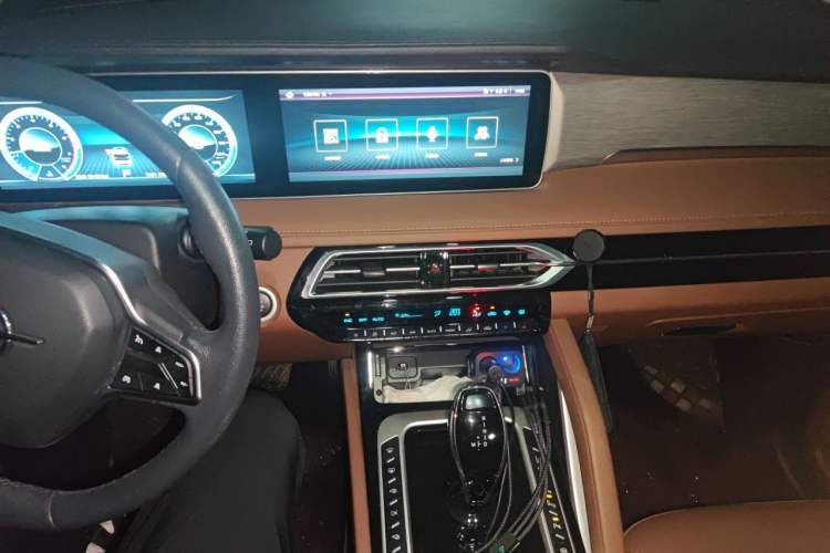 Used Haima 7X 2020 1.6 TGDI Automatic Flagship Model Audio And AC Panel