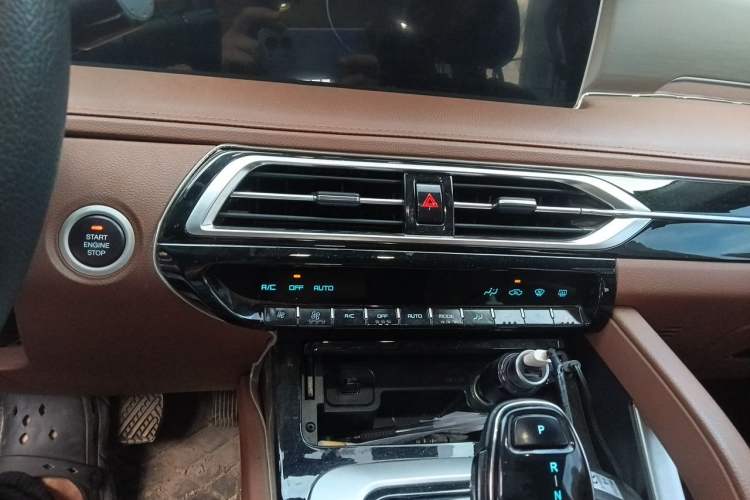 Used Haima 7X 2020 1.6 TGDI Automatic Flagship Model Audio And AC Panel