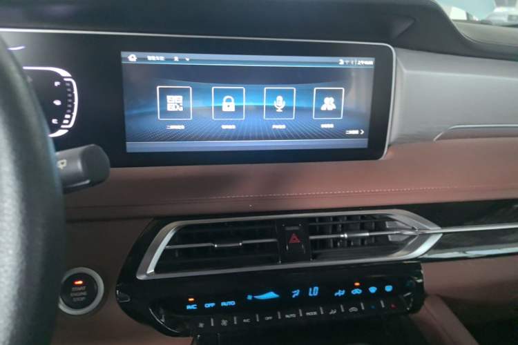 Used Haima 7X 2020 1.6 TGDI Automatic Luxury Model Audio And AC Panel