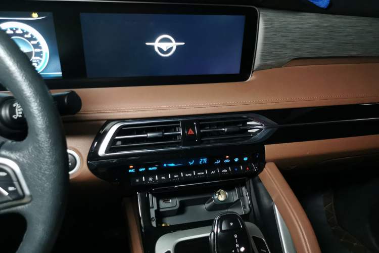 Used Haima 7X 2020 1.6 TGDI Automatic Flagship Model Audio And AC Panel
