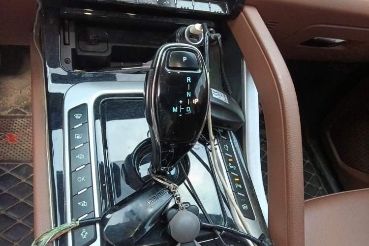 Used Haima 7X 2020 1.6 TGDI Automatic Flagship Model Gear Lever