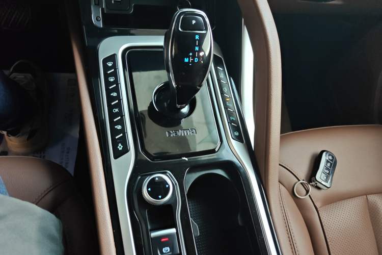 Used Haima 7X 2020 1.6 TGDI Automatic Flagship Model Gear Lever