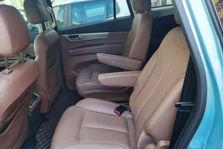 Used Haima 7X 2020 1.5T Automatic Elite Edition Interior 4
