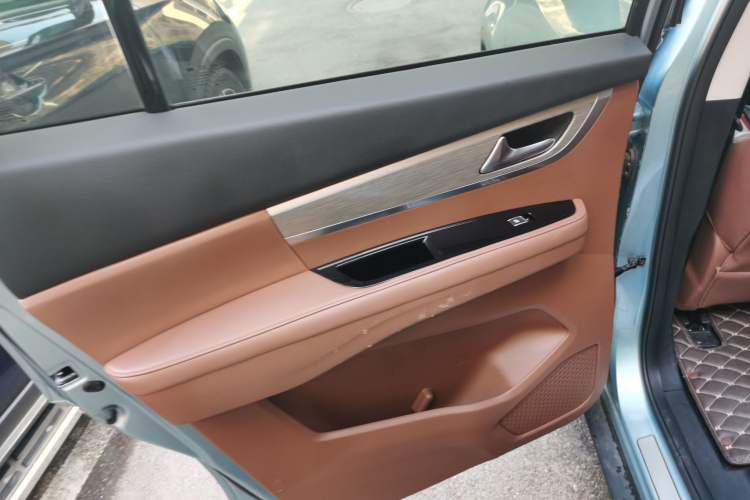Used Haima 7X 2020 1.5T Automatic Elite Edition Interior 8