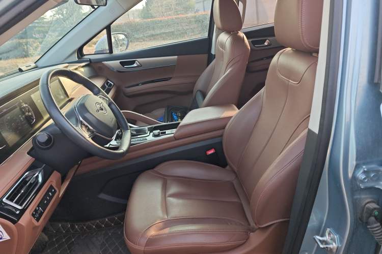 Used Haima 7X 2020 1.6 TGDI Automatic Luxury Model Left Front Seat