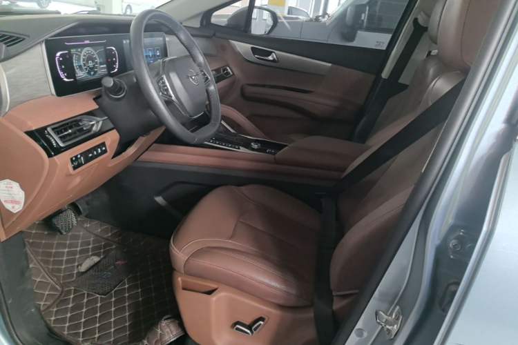 Used Haima 7X 2020 1.6 TGDI Automatic Luxury Model Left Front Seat
