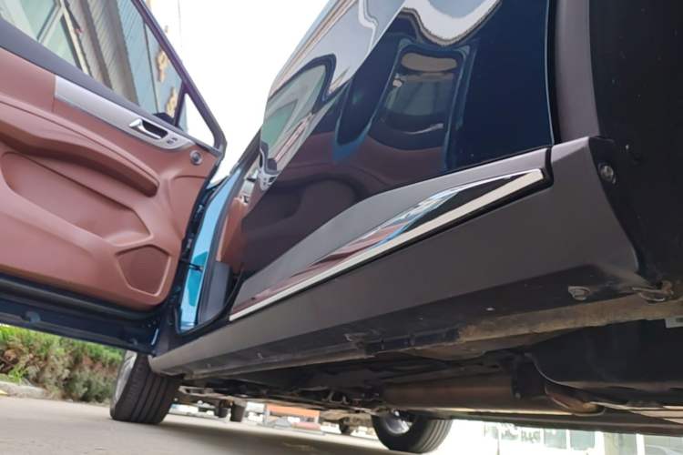 Used Haima 7X 2020 1.6 TGDI Automatic Luxury Model Left Side Sill