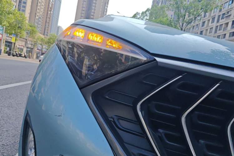 Used Haima 7X 2020 1.6 TGDI Automatic Flagship Model Right Front Headlight
