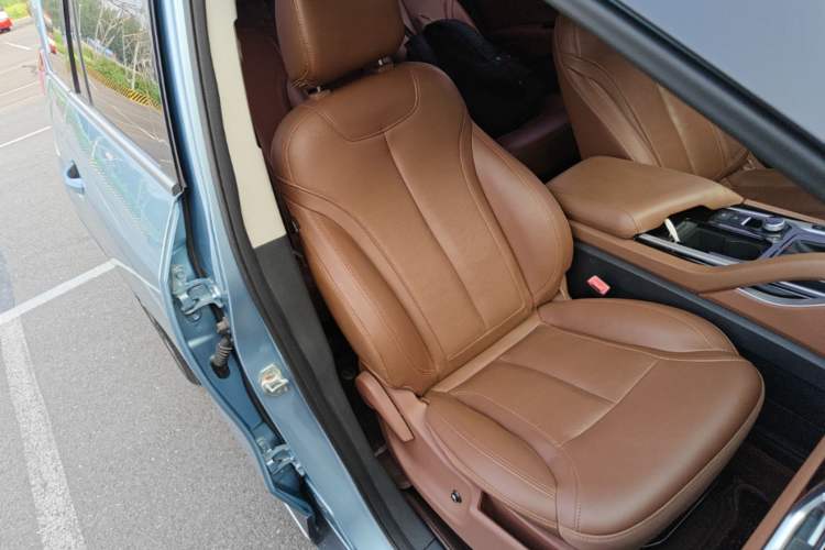 Used Haima 7X 2020 1.6 TGDI Automatic Luxury Model Right Front Seat