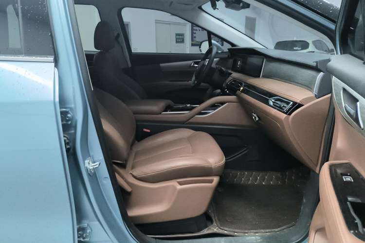 Used Haima 7X 2020 1.6 TGDI Automatic Luxury Model Right Front Seat