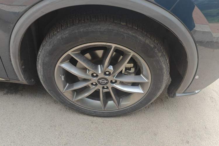 Used Haima 7X 2020 1.6 TGDI Automatic Luxury Model Right Front Wheel Hub