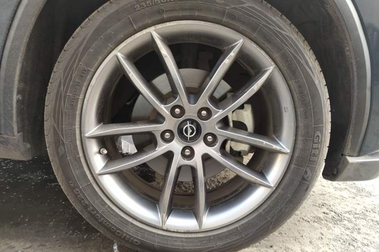 Used Haima 7X 2020 1.5T Automatic Elite Edition Right Front Wheel Hub