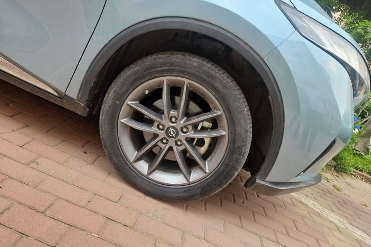 Used Haima 7X 2020 1.6 TGDI Automatic Luxury Model Right Front Wheel Hub