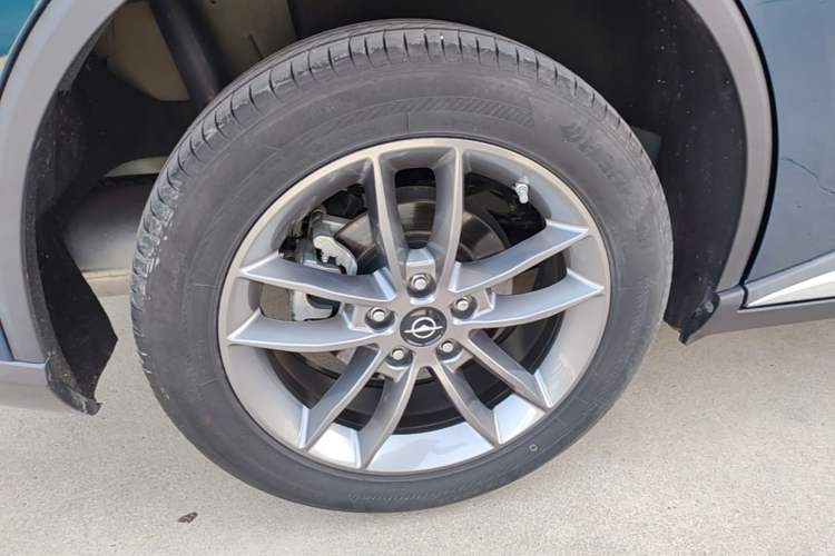 Used Haima 7X 2020 1.6 TGDI Automatic Luxury Model Right Rear Wheel Hub