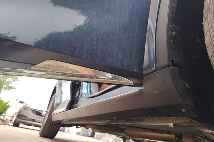 Used Haima 7X 2020 1.6 TGDI Automatic Luxury Model Right Side Sill