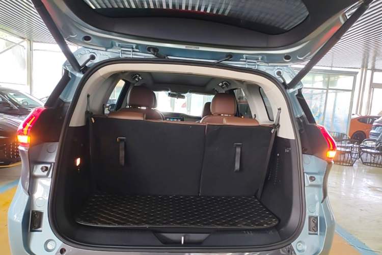 Used Haima 7X 2020 1.6 TGDI Automatic Flagship Model Trunk