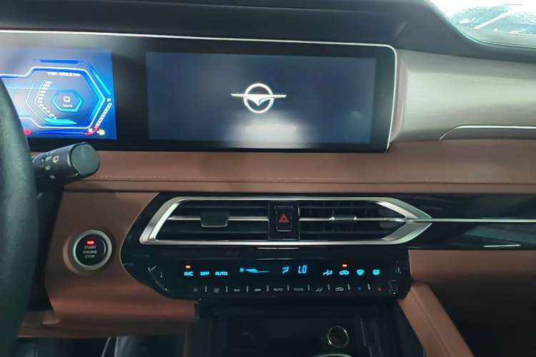 Used Haima 7X 2020 1.6 TGDI Automatic Flagship Model Audio And AC Panel
