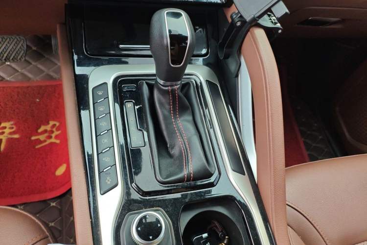 Used Haima 7X 2020 1.6 TGDI Automatic Luxury Model Gear Lever