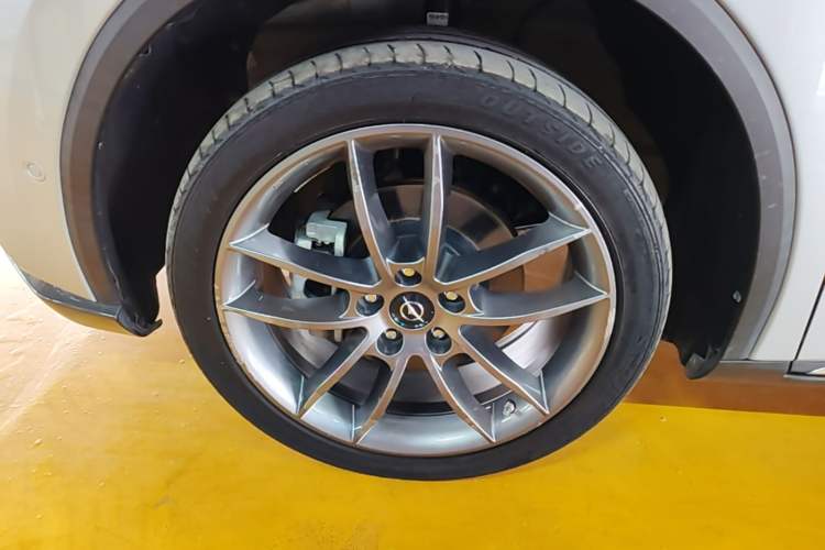 Used Haima 7X 2020 1.6 TGDI Automatic Flagship Model Left Front Wheel Hub