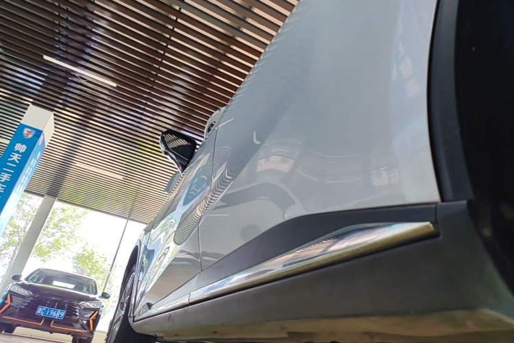Used Haima 7X 2020 1.6 TGDI Automatic Luxury Model Left Side Sill