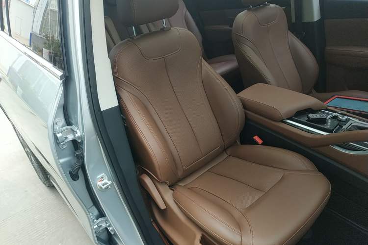 Used Haima 7X 2020 1.6 TGDI Automatic Luxury Model Right Front Seat