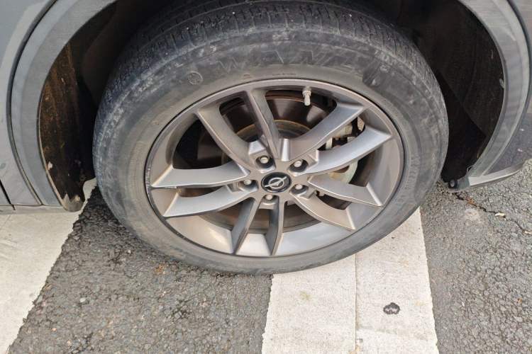Used Haima 7X 2020 1.6 TGDI Automatic Luxury Model Right Front Wheel Hub