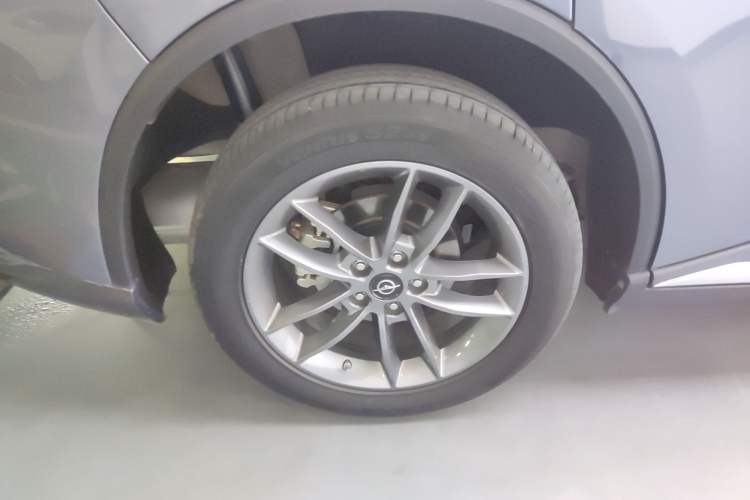 Used Haima 7X 2020 1.6 TGDI Automatic Luxury Model Right Rear Wheel Hub