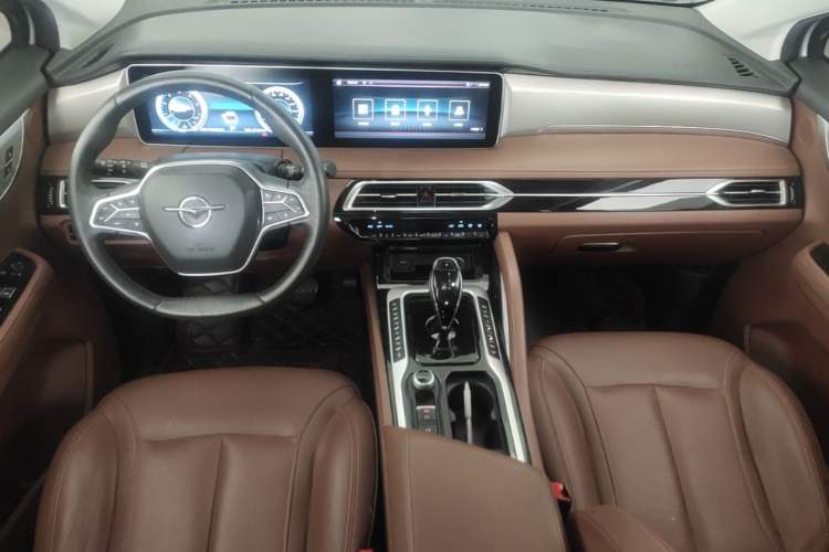 Used Haima 7X 2020 1.6 TGDI Automatic Flagship Model Center Console